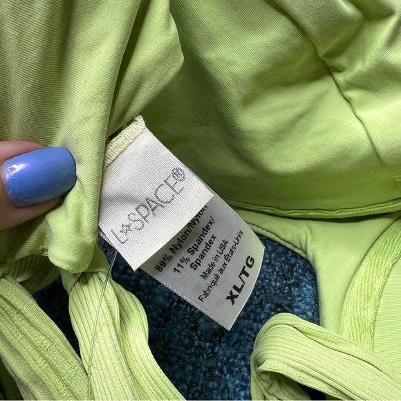 L Space Pointelle Rib Camellia Bikini Top in Mojito - Picture 5 of 8